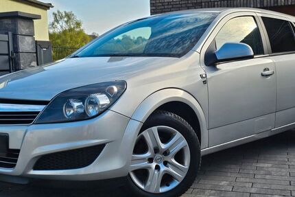 Opel Astra 224.000 km 1.690 &euro; Morsbach 51597