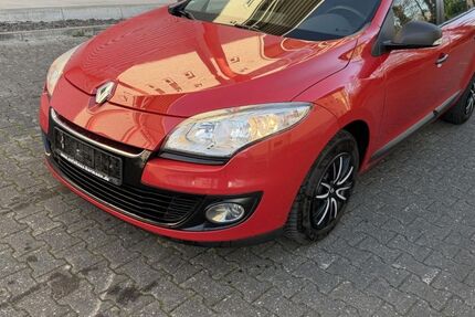Renault Megane 180.000 km 3.299 &euro; Paderborn 33100