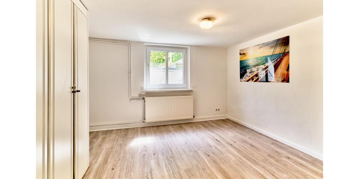 Reihenhaus Scharbeutz - 6 Zimmer, 123 m&sup2;, 1.800&euro; | Angebot:23806379