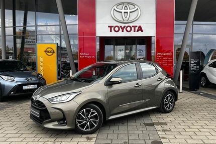 Toyota Yaris 81.700 km 15.990 € Singen 78224