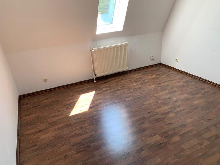 Großzügige DHH in Toplage von Apen – 130 m² Wfl.+62 m² Souterrain