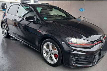 VW Golf 57.000 km 17.999 &euro; Weisenbach 76599
