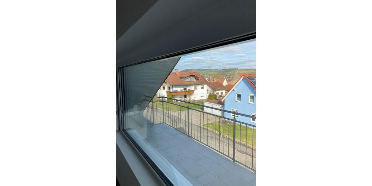 Dachgeschoßwohnung Tauberbischofsheim - 1 Zimmer, 74 m&sup2;, 680&euro; | Angebot:26393594
