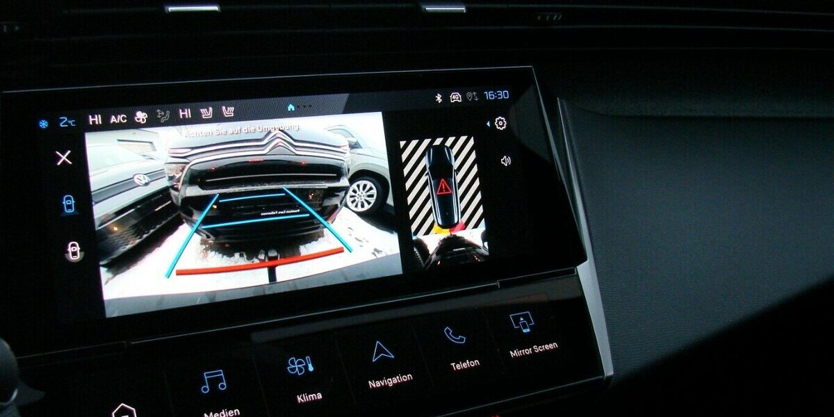 Peugeot 308 1.5L Allure ACC AHK LED Navi Kamera 34.524 km 23.980 &euro; Falkensee 14612