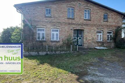 Resthof in wunderschöner Alleinlage mit viel Potential an der Ostsee 1 zimmer