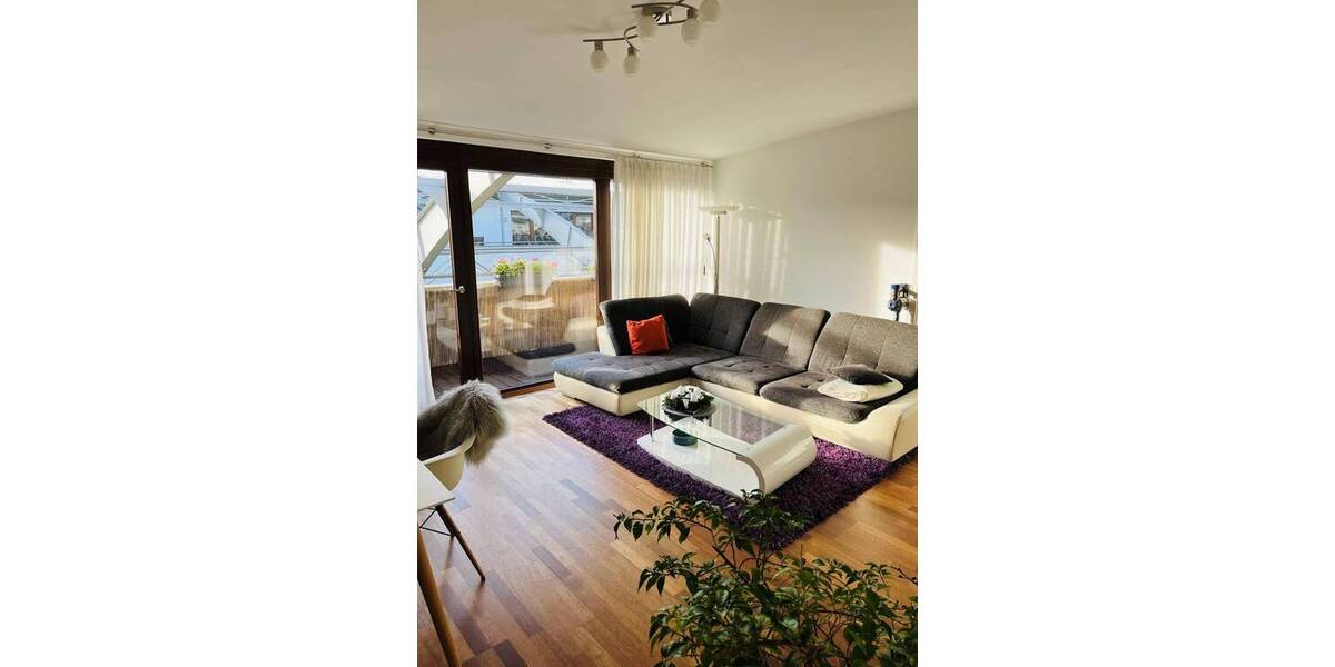 Etagenwohnung Düsseldorf Oberbilk - 2 Zimmer, 56 m&sup2;, 1.120&euro; | Angebot:26554656