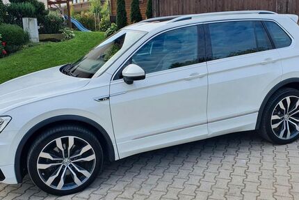 VW Tiguan 178.000 km 22.900 € Weiding 93495