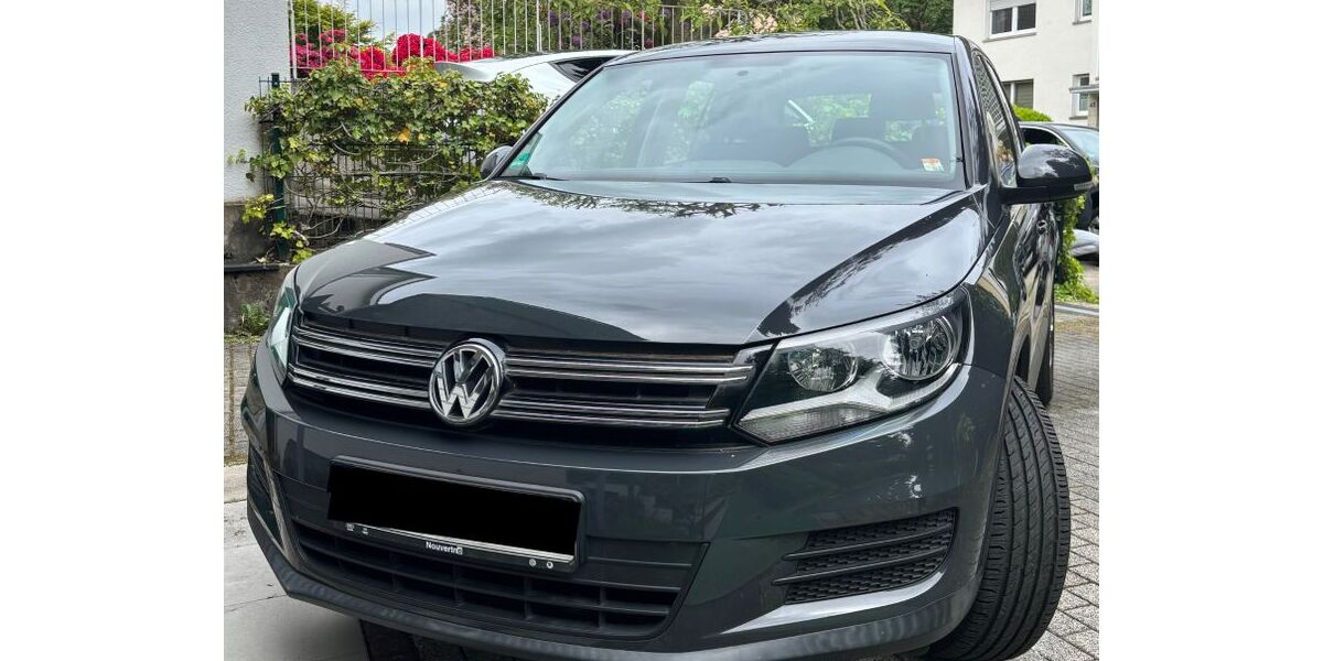 VW Tiguan 114.000 km 12.200 &euro; Solingen 42653