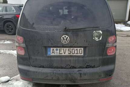VW Touran 317.000 km 1.600 &euro; Lechhausen (Augsburg) 86165