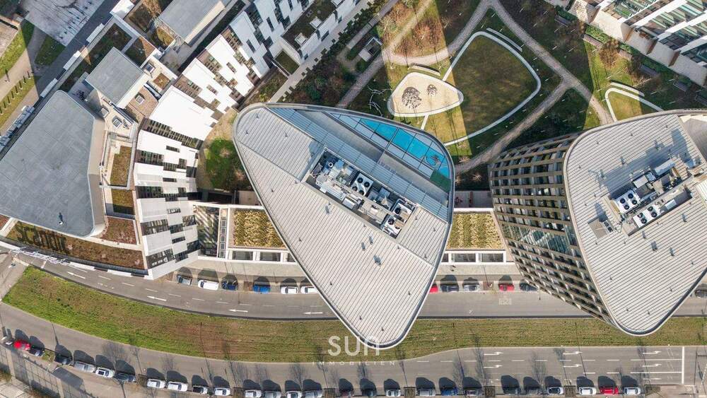 Etagenwohnung Frankfurt am Main Ostend - 2 Zimmer, 64 m&sup2;, 1.960&euro; | Angebot:25471138