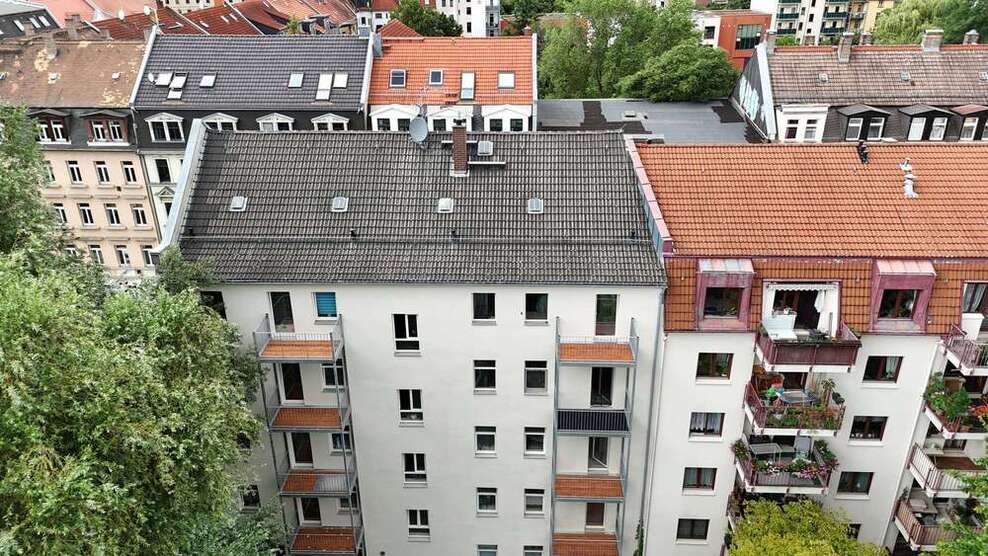 Leipzig, Anger-Crottendorf - Altbauflair trifft Natur – 3-Zi-Whg mit Balkon und grünem Hofblick 3 zimmer