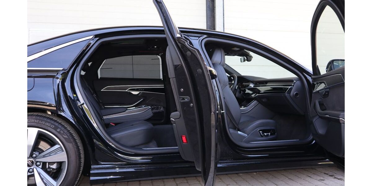 Audi A8 27.000 km 81.000 &euro; Passau 94034