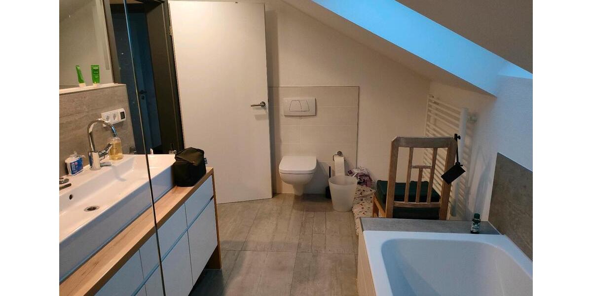 WG Zimmer in Doppelhaushälfte 1 zimmer