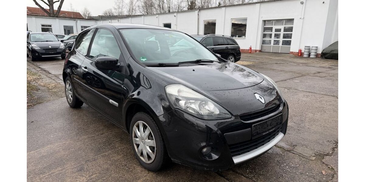 Renault Clio 190.089 km 3.990 &euro; Leipzig 04178