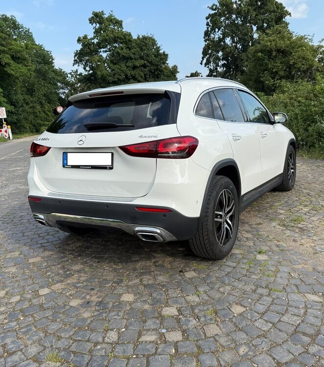 Mercedes-Benz GLA-Klasse 77.000 km 35.000 € Köln 50667