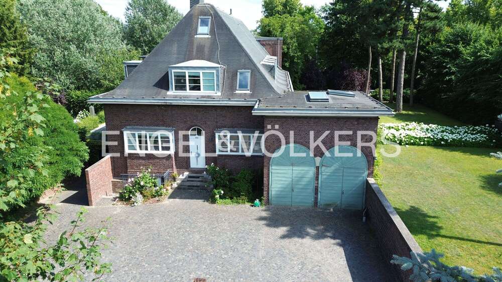 Etagenwohnung Rostock Gehlsdorf - 4 Zimmer, 166 m&sup2;, 2.000&euro; | Angebot:27135020