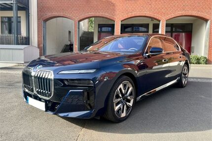 BMW 740
