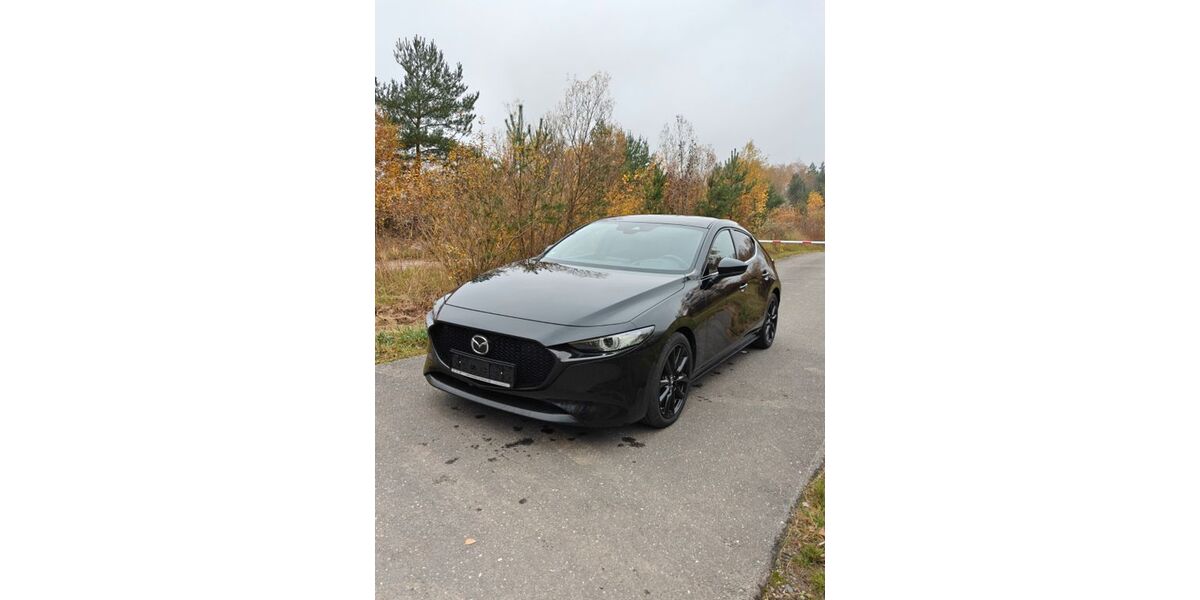 Mazda 3 76.103 km 17.990 &euro; Halle 06116