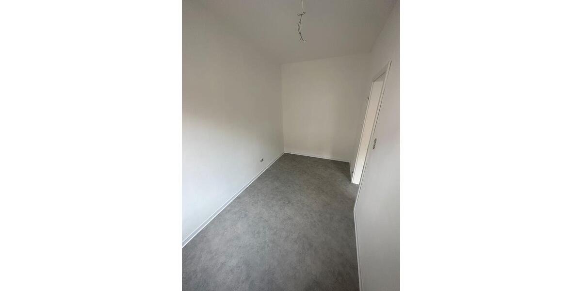 Erdgeschoßwohnung Bad Frankenhausen/Kyffhäuser Kyffhäuser - 4 Zimmer, 90 m&sup2;, 675&euro; | Angebot:25401669