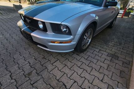 Ford Mustang 163.707 km 13.900 &euro; Böblingen 71032