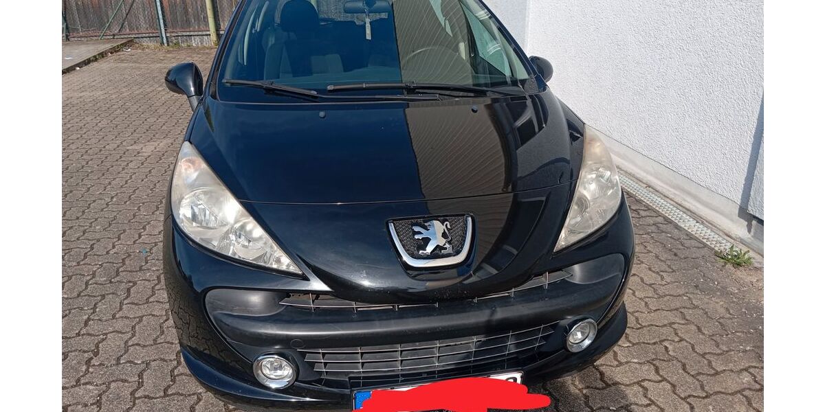 Peugeot 207 141.000 km 2.200 &euro; Pfinztal Berghausen 76327