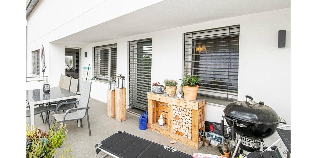 Modernes Wohnerlebnis – Großzügiges Zweifamilienhaus mit nachhaltiger Energietechnik und sofortiger Verfügbarkeit - Zweifamilienhaus Roding | Angebot:26855937