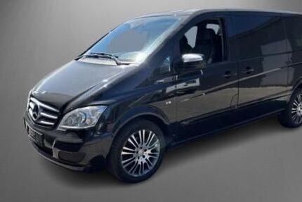 Mercedes-Benz Viano 182.000 km 23.900 € Hamburg 20537