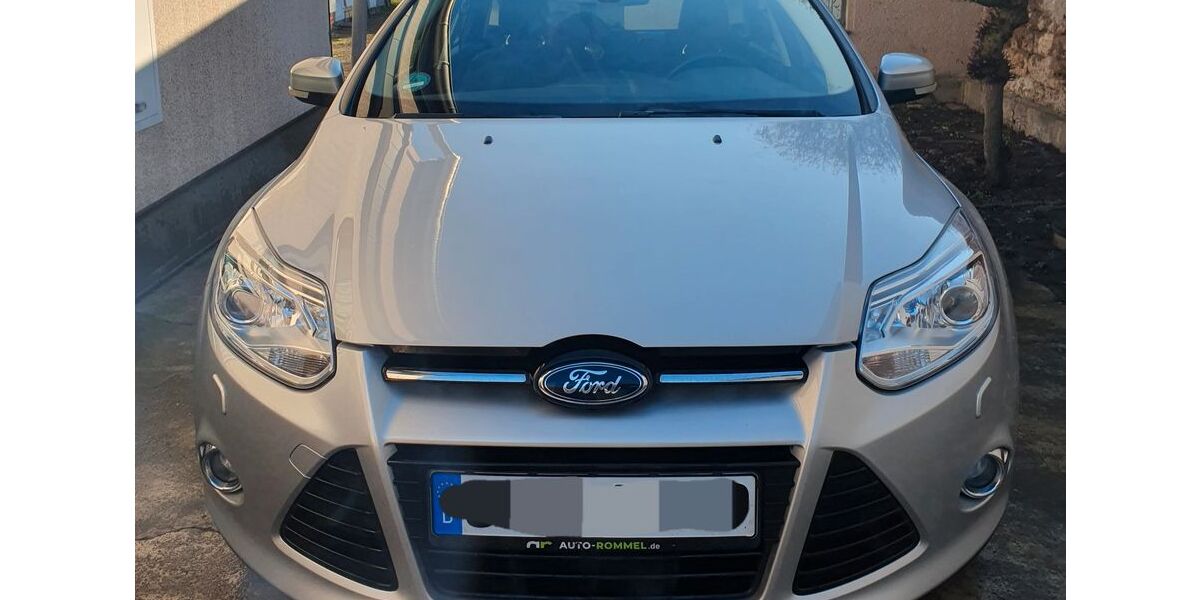 Ford Focus 83.000 km 6.900 &euro; Straußfurt 99634