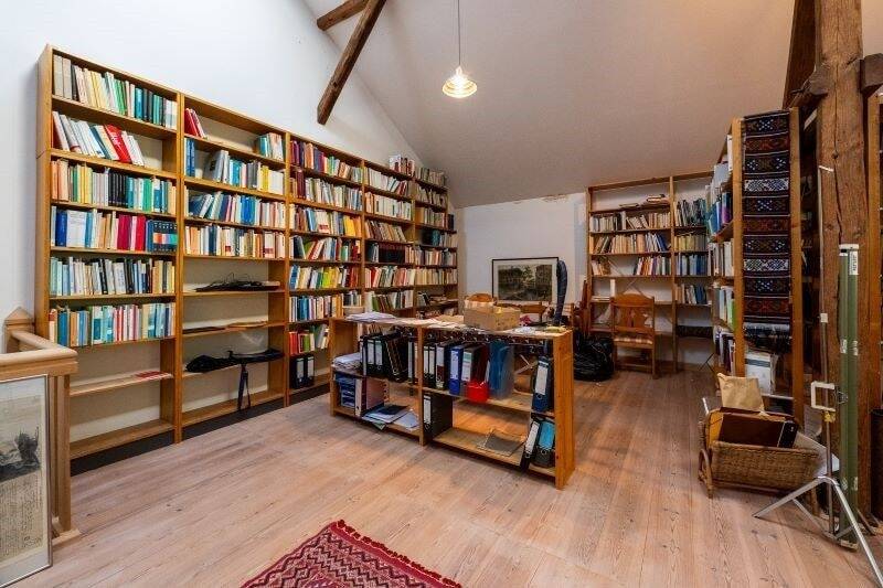 Bauernhaus, Landhaus Niebüll - 4 Zimmer, 335 m&sup2;, 669.000&euro; | Angebot:25706555