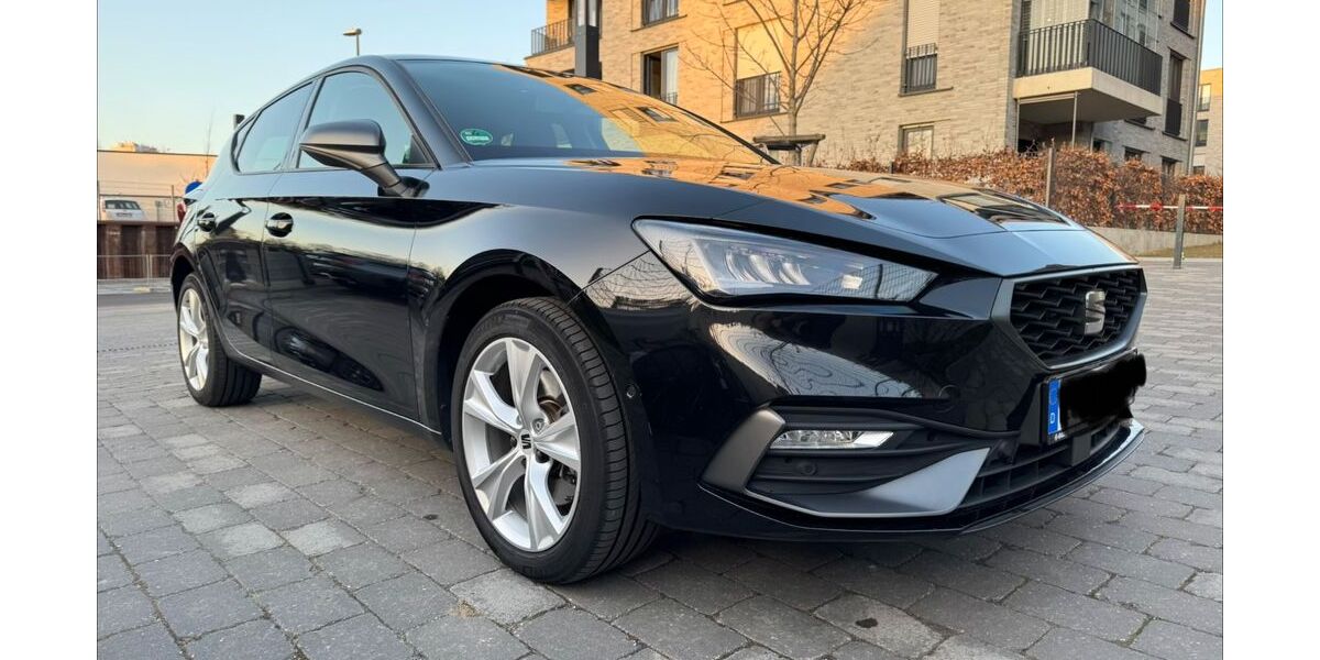 Seat Leon 89.500 km 17.950 &euro; Köln 50825