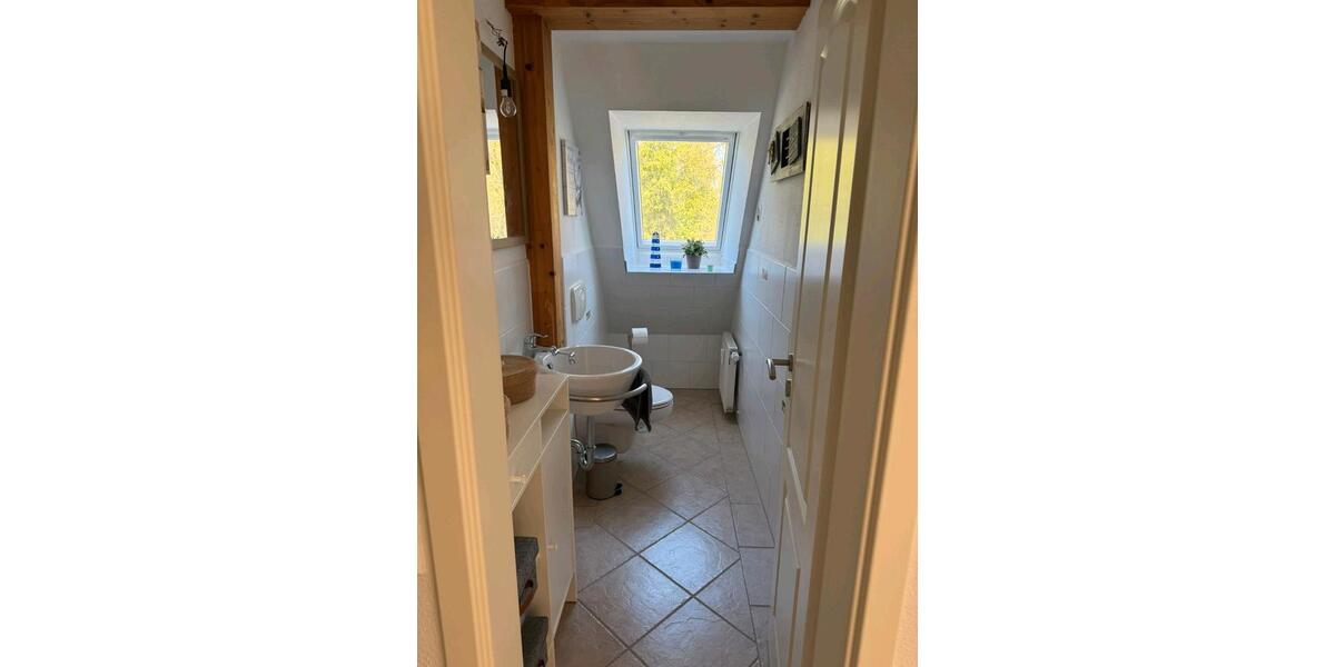 Dachgeschoßwohnung Worpswede - 4 Zimmer, 120 m&sup2;, 1.500&euro; | Angebot:26412622
