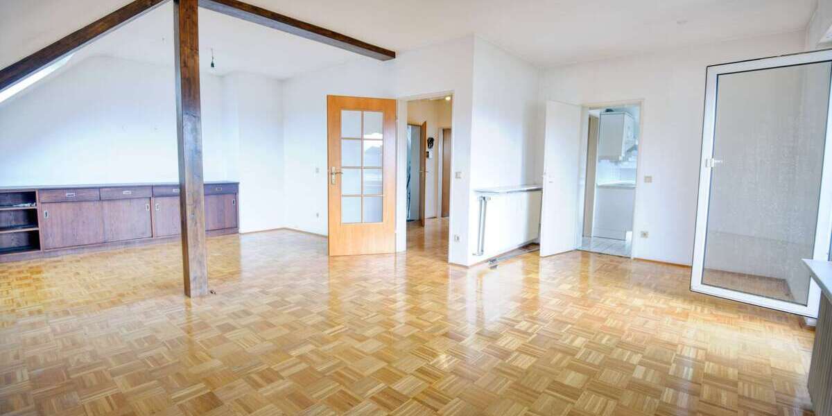 3 ZKB DG & 2 ZKB Souterrain Whg Sofort beziehbar Garage & 2 Stellplätze inkl 5 zimmer