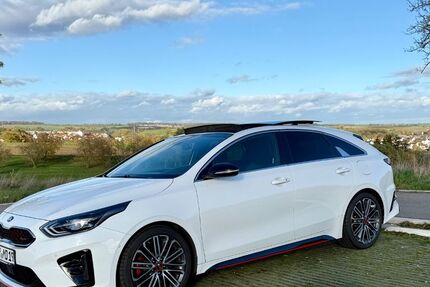 Kia pro ceed / ProCeed 89.000 km 22.990 &euro; Öhringen 74613