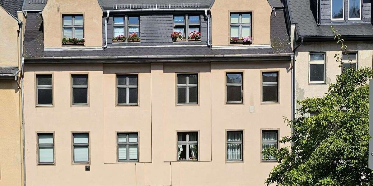 Haus zum Kaufen in Aue-Bad Schlema 190.000 € 505 m² 17 zimmer