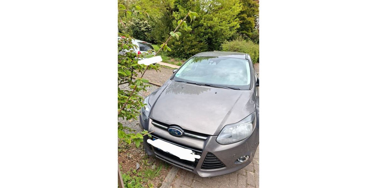 Ford Focus 161.385 km 6.499 &euro; Bergisch Gladbach 51429