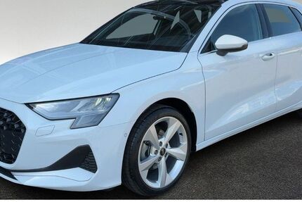 Audi A3 4.483 km 32.990 &euro; Hamburg 22419
