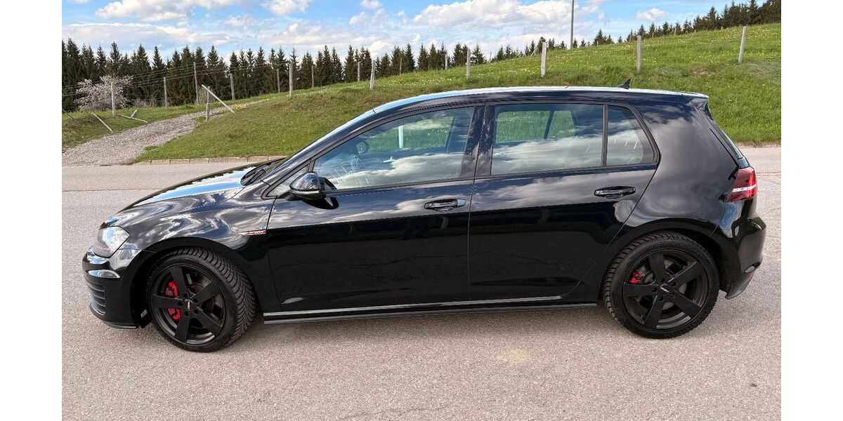 VW Golf 181.500 km 12.250 &euro; Weitnau 87480