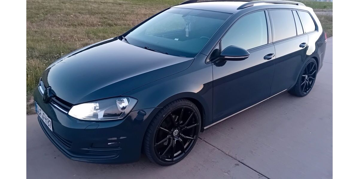 VW Golf 104.000 km 12.999 &euro; Drognitz 07338