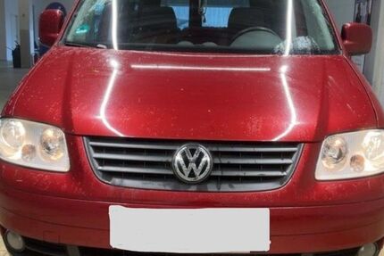 VW Caddy 113.800 km 9.900 &euro; Dresden 01108