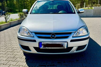 Opel Corsa 84.000 km 3.500 &euro; Schlangenbad 65388