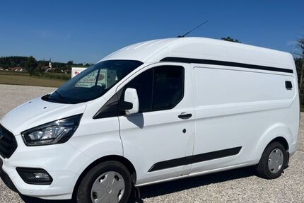 Ford Transit Custom 215.000 km 9.499 &euro; Furth 84095