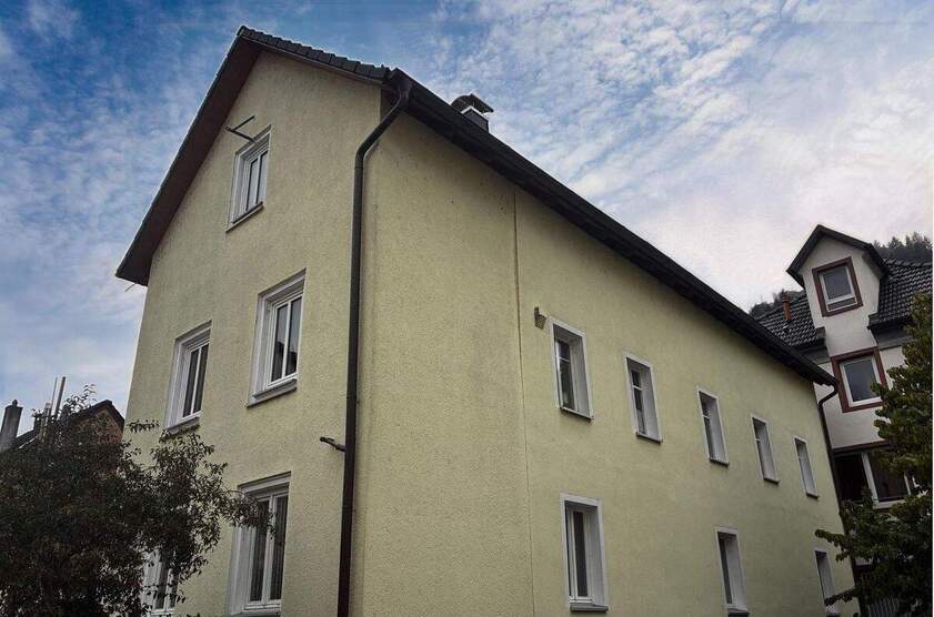 Charmantes Zweifamilienhaus mit Lagerfläche im Zentrum von Schramberg 7 zimmer