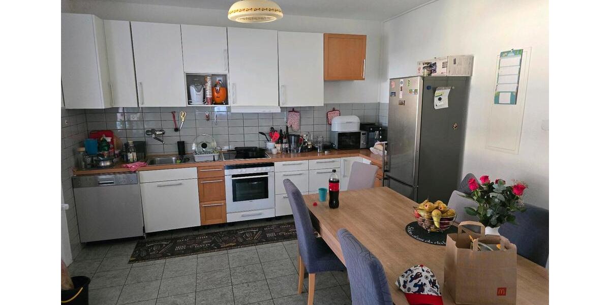 Etagenwohnung Vlotho - 5 Zimmer, 143 m&sup2;, 990&euro; | Angebot:25424815
