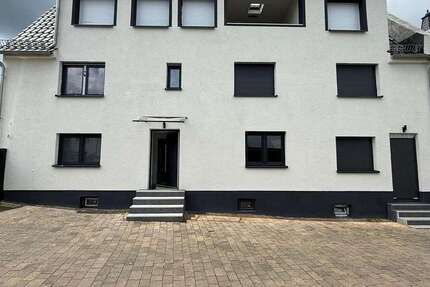 Haus Glashütten - 5 Zimmer, 190 m&sup2;, 1.990&euro; | Angebot:26630742