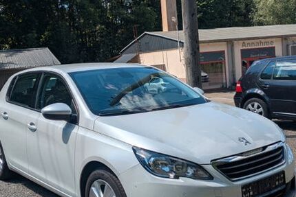 Peugeot 308 197.170 km 4.400 &euro; Frankenberg 09669