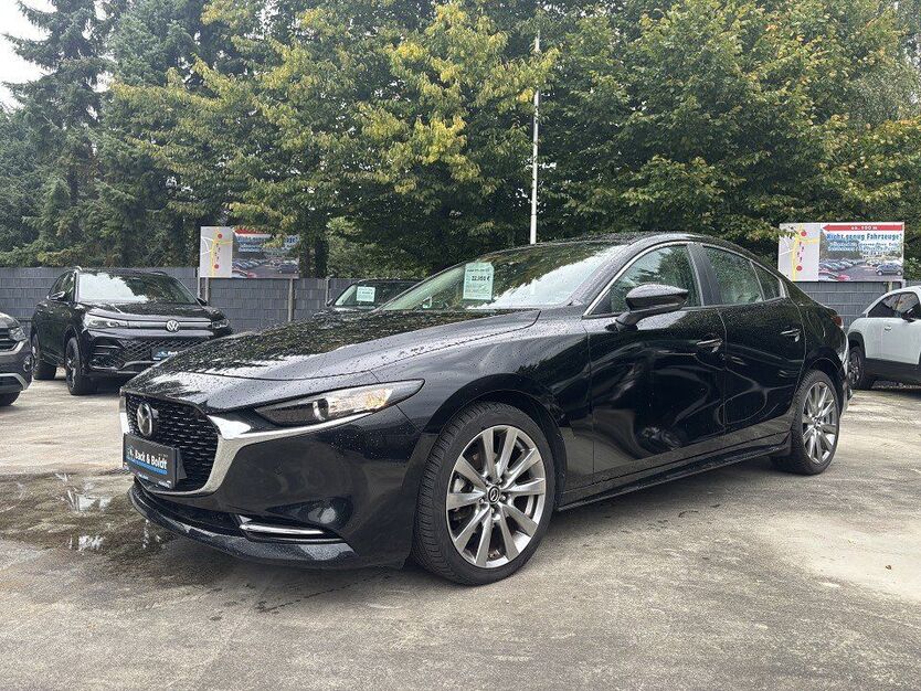 Mazda 3 51.813 km 22.950 € Hamburg 22761