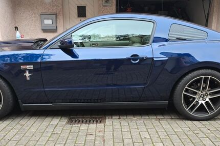 Ford Mustang 47.000 km 22.999 &euro; Speyer 67346