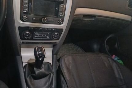 Skoda Octavia 147.000 km 5.699 &euro; Fraureuth 08427