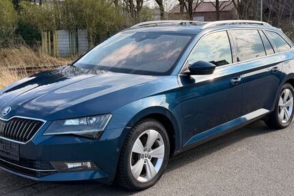 Skoda Superb 128.000 km 12.500 &euro; bocholt 46395