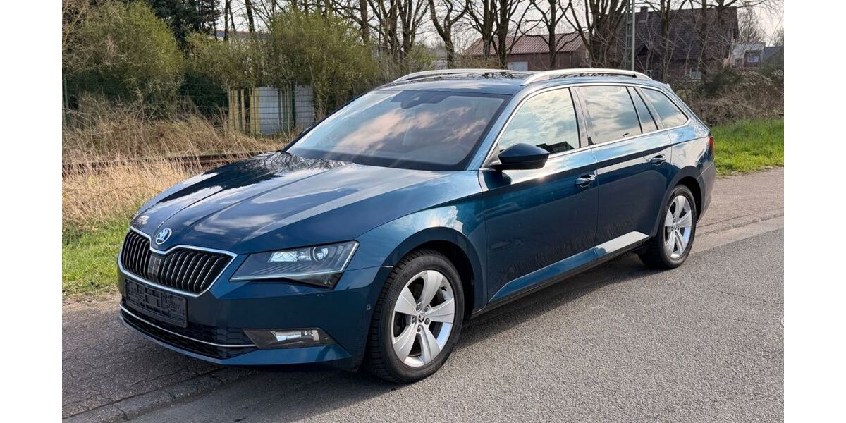 Skoda Superb 128.000 km 12.500 &euro; bocholt 46395